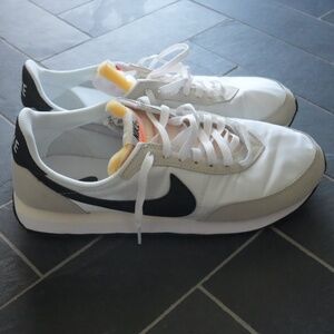 Nike Waffle Trainer 2 'White Black'